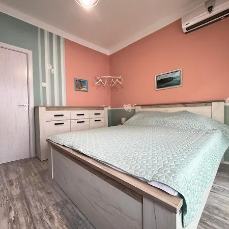 Apartment Sea Breeze - Super Center *